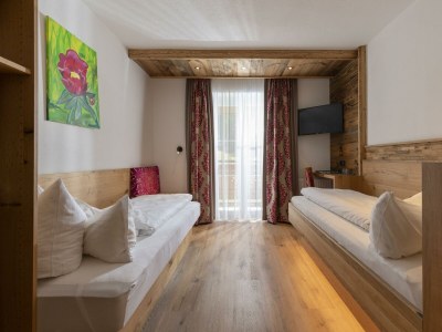 Holiday room Zweibettz. WALD/ Dusche, WC - Features photo 17