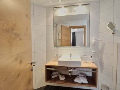 Holiday room Doppelzimmer "COLLINA" mit Dusche, WC - Features photo 19