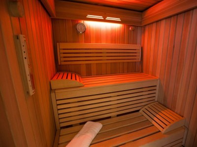 Holiday room Mehrbettzimmer "COLLINA" mit Dusche, WC - Outdoor photo 6