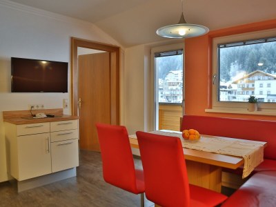 Apartment "TOP 2 / 4-5 Pers./2 Schlafräume/DU/WC - Features photo 11