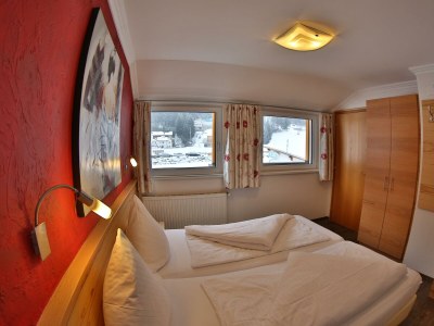 Apartment "TOP 2 / 4-5 Pers./2 Schlafräume/DU/WC - Features photo 16