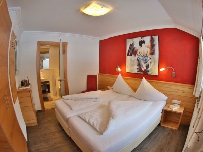 Apartment "TOP 2 / 4-5 Pers./2 Schlafräume/DU/WC - Features photo 18