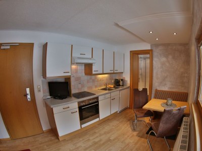 Apartment "TOP 4"/ 2-4 Pers./1 Schlafr., DU/WC - Features photo 12