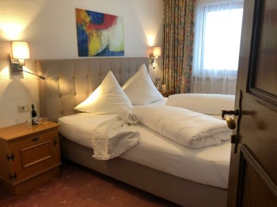 Holiday room Doppelzimmer mit ETAGENDUSCHE/ETAGEN-WC - Features photo 20