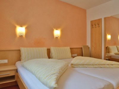 Apartment "TOP 7"/ 3-6 Pers./2 Schlafr./DU/WC - Features photo 13