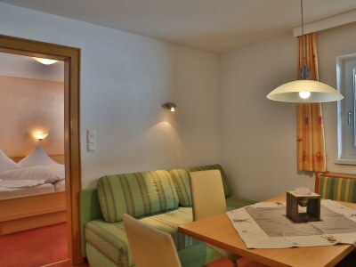 Apartment "TOP 7"/ 3-6 Pers./2 Schlafr./DU/WC - Features photo 15