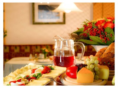 Holiday room Einzelzimmer mit Dusche im Zimmer und WC am Flur - Outdoor photo 2