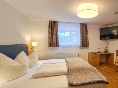 Holiday room EDELWEISS Doppelzimmer mit Dusche, WC - Features photo 15