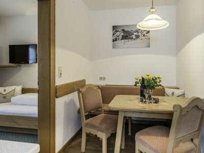 Apartment NR. 3 (2-3 Pax.)/1 Schlafraum/Dusche, WC - Features photo 17