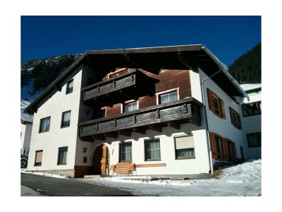 Apartment FEWO 2-4 Pers./1 Schlafraum/Dusche, WC/ 3+4 - Outdoor photo 3