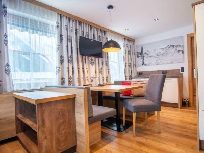 Apartment FEWO 2-4 Pers./1 Schlafraum/Dusche, WC/ 3+4 - Features photo 14