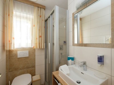 Holiday room Doppelzimmer mit Dusche, WC - Features photo 18
