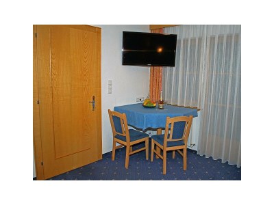 Apartment Wohnung 4/ 4-7 Pers, 2 Schlafräume - Features photo 16