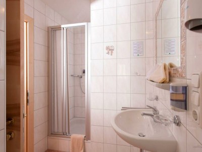 Apartment Wohnung 6-7 Pers./3 Schlafraum/DU, WC - Features photo 20