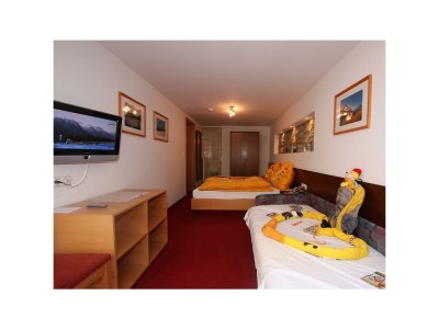 Holiday room Dreibettzimmer 2-3 Pers. mit Dusche, WC - Features photo 19