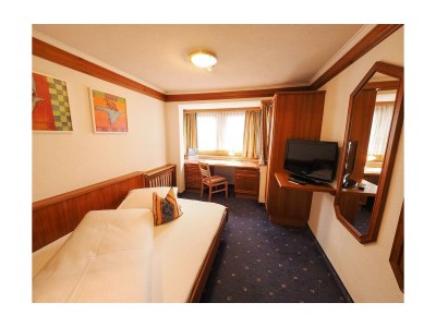 Holiday room Dreibettzimmer Deluxe - Features photo 25