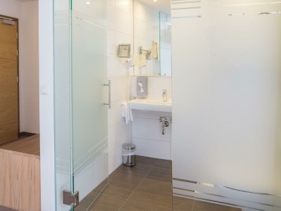 Holiday room Doppelzimmer Gorfenspitze, Dusche, WC - Features photo 68