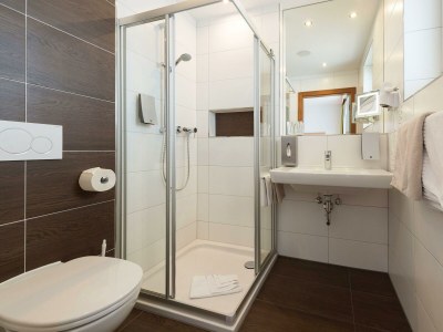 Holiday room Doppelzimmer Gorfenspitze, Dusche, WC - Features photo 70