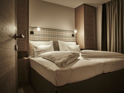 Apartment Appartement, Dusche und Bad, WC, 2 Schlafräume - Features photo 90