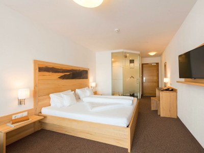 Holiday room Doppelzimmer Ballunspitze Plus, Dusche, WC - Features photo 76