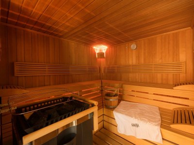 Holiday room Doppelzimmer Fluchthorn, Dusche, WC - Outdoor photo 19