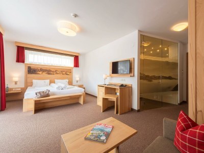 Holiday room Doppelzimmer Fluchthorn, Dusche, WC - Features photo 77