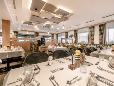 Holiday room Alpenromantik-Suite Piz Buin, Dusche und Bad, WC - Outdoor photo 56