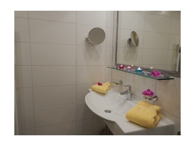 Apartment Paznaun-Apartment/2 Schlafräume/Dusche, - Features photo 47