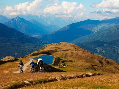 Holiday house Chalet in Fiss mit Bergpanorama - Outdoor photo 6