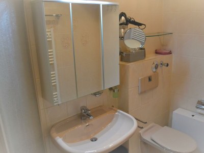 Apartment Appartement/Fewo, Dusche und Bad, WC, 2. Schlafraum - Features photo 33