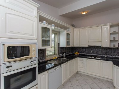 Villa Villa Almas with Heated Pool - Villa Almas with Private Heated Pool - Features photo 36