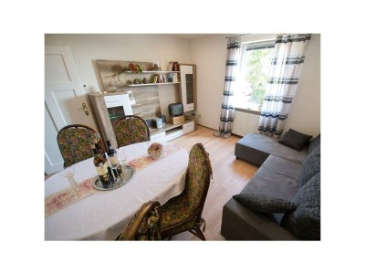 Apartment Ferienwohnung Weinstraße 302 - Features photo 4