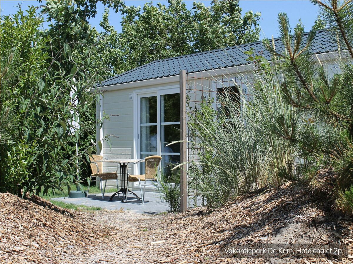 Holiday park Texel Chalet mit Hotelkomfort - Outdoor photo 2