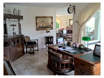 Villa Waterfront Villa - Features photo 15