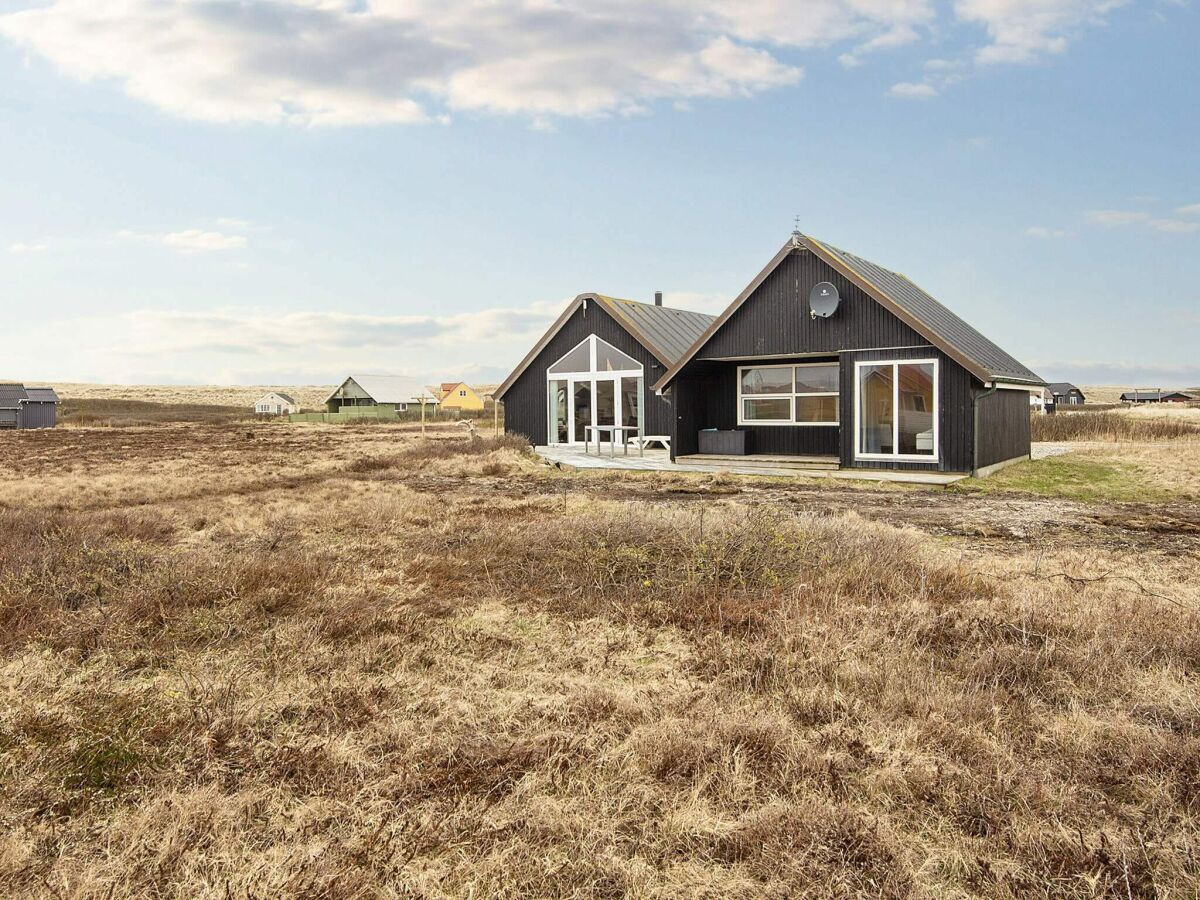 Holiday house 8 person holiday home in Lemvig-By Traum - Outdoor photo 2