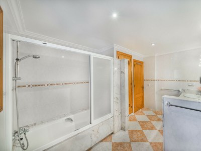 Villa Villa La Rosaleda - Features photo 32