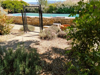 Holiday house Cosy family house with pool in the Luberon- 815 GAR - Outdoor photo 9