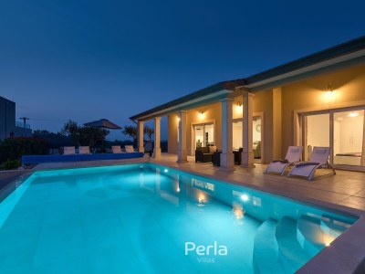 Villa Cozy Villa with heated pool and Jacuzzi near Novigrad - Outdoor photo 3
