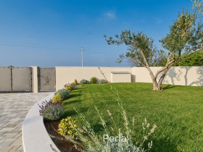 Villa Cozy Villa with heated pool and Jacuzzi near Novigrad - Outdoor photo 20