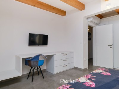 Villa Cozy Villa with heated pool and Jacuzzi near Novigrad - Features photo 35