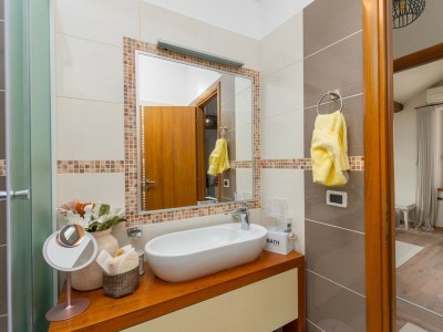 Apartment Exclusive Bacchus Apartment - Features photo 19