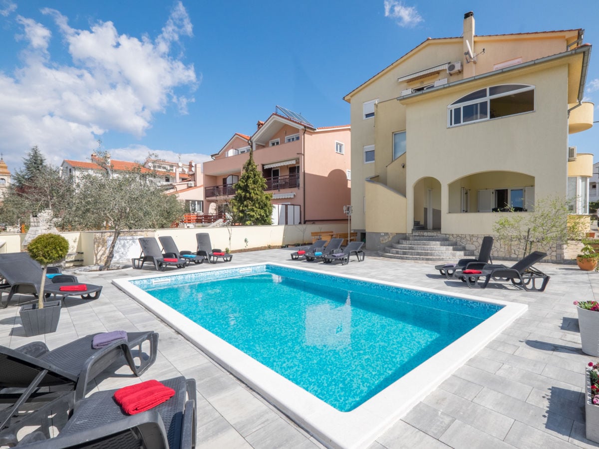 Holiday apartment Villa Colonia