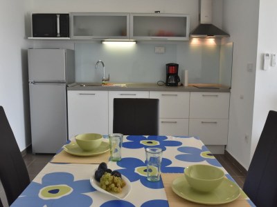 Apartment Apartment by the Beach in Dalmatia - Features photo 9