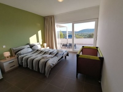 Apartment Apartment by the Beach in Dalmatia - Features photo 19