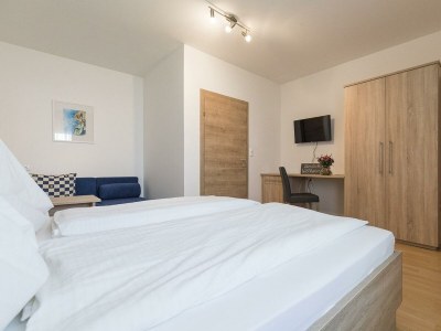 Holiday room Doppelzimmer mit Dusche, WC - Features photo 27