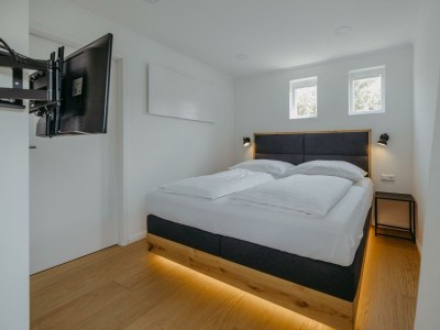 Apartment 7a, Dusche, WC, 1 Schlafraum - Features photo 37