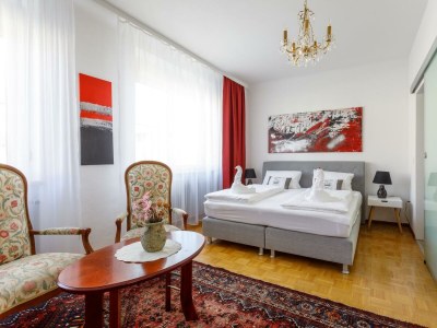 Holiday room Doppelzimmer mit Balkon Hofseite (Zimmer 11) - Outdoor photo 6