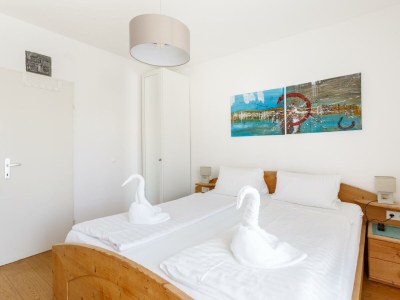 Holiday room Doppelzimmer mit Balkon Hofseite (Zimmer 11) - Features photo 29