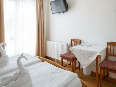 Holiday room Doppelzimmer mit Balkon Hofseite (Zimmer 11) - Features photo 32