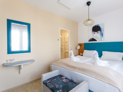 Holiday room Doppelzimmer mit Boxspringbett, Balkon (Zi 14) - Features photo 28